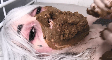  Scat Swallow Extreme Big Shit By Black Eyes Demon Betty 