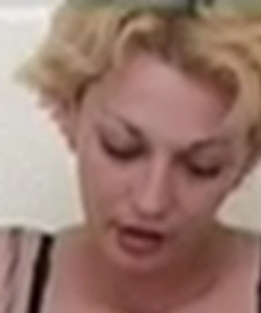 Lara Luxe image