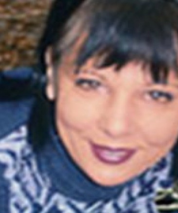 Renata Vanity image